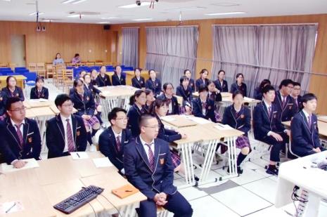上海松浦中学能住校吗