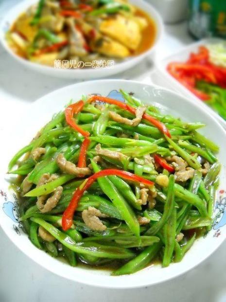 四季豆炒白菜帮的家常做法