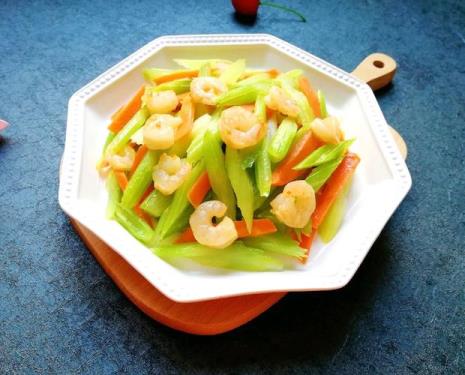 西芹炒虾仁怎么做好吃又下饭