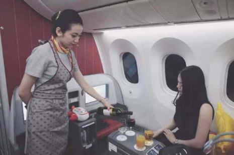 公务员坐飞机坐什么舱