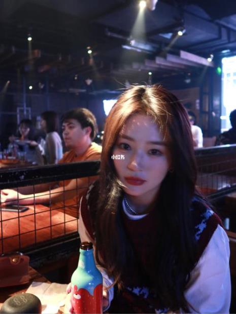 两个人去酒吧会不会很尴尬