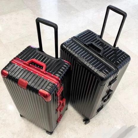 100寸行李箱可以托运吗