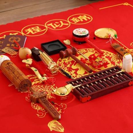 宝宝抓周怎么看吃货