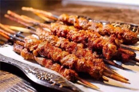 一天卖1000串羊肉串有多少利润