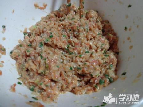 白萝卜韭黄饺子馅调法