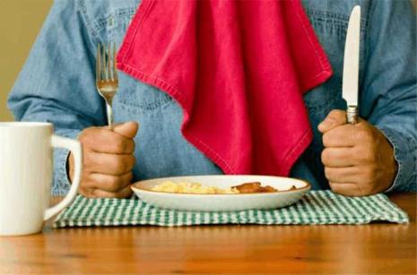 日本人用筷子还是用刀叉吃饭