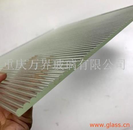 5厘钢化玻璃做桌面安全吗