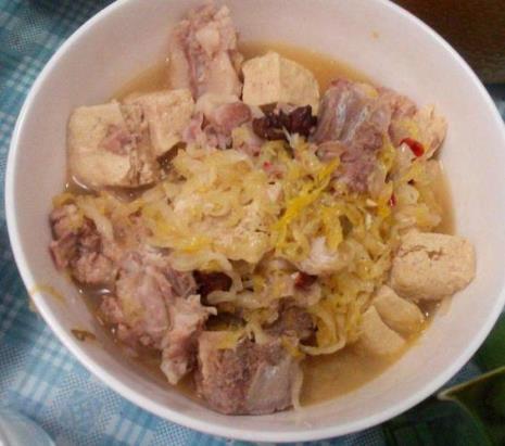 酸菜清炖好吃吗