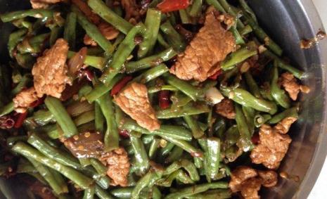 随手做美食豆角炒肉