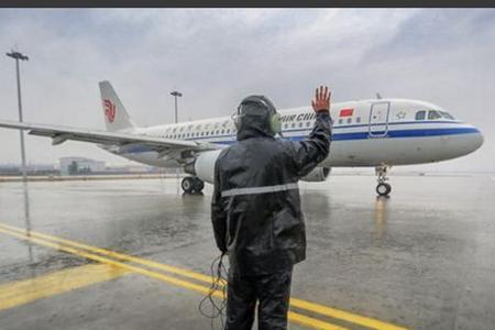 飞机为什么需要人操控