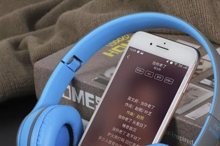 无线耳机可以连接电脑吗