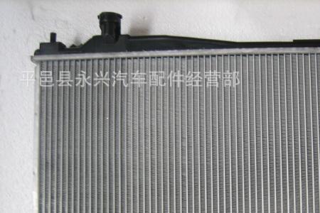 汽车水箱是什么材质的