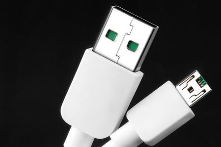 oppo手机充电线和数据线的区别