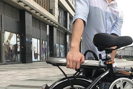代驾折叠电动车可以行驶100公里吗