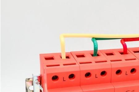什么情况需使用防浪涌保护器