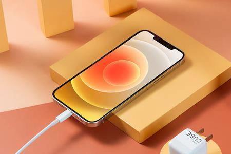 iphone13充电口不一样吗