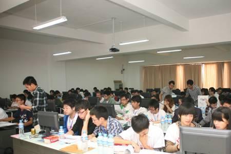 大专学历学编程有有前途吗