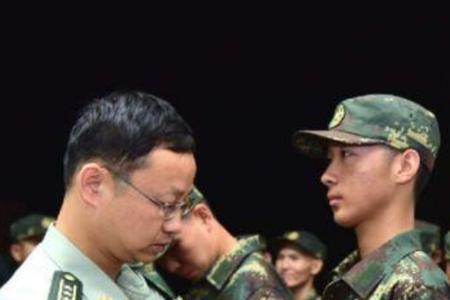 义务兵两年退伍费一次性给完吗