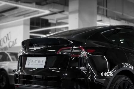 2022款model y 哪个颜色最好看
