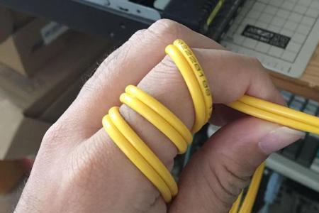 光纤弯折90度方法