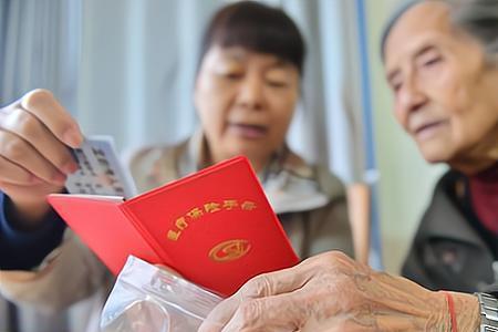 河南55岁差2年社保可补缴吗