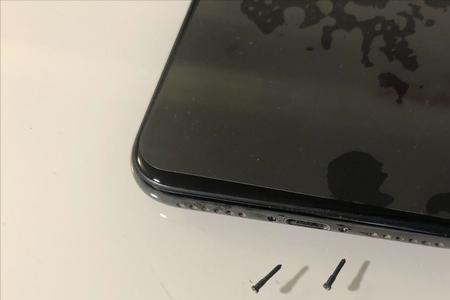 手机液晶屏漏液了可以修吗