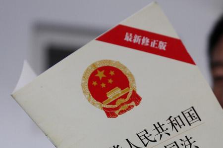 公司代签劳动合同可以赔多少