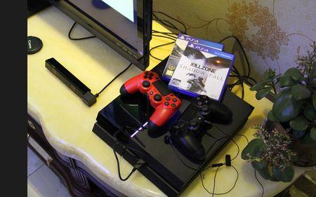 ps4能两个人一起玩的单机游戏