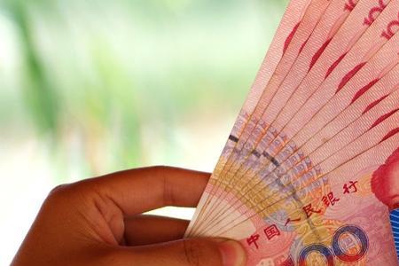 买了保险还能交社保吗