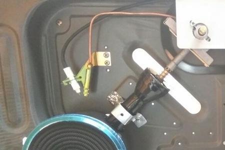 海信燃气灶怎么换电池