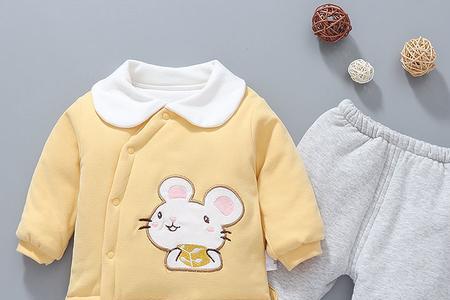 新生儿准备几套衣服合适