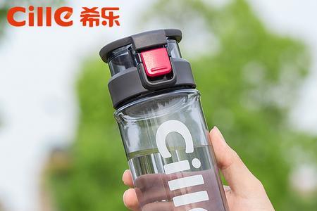 保温杯里的塑料有毒吗