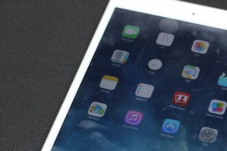 ipadmini2能下载钉钉吗