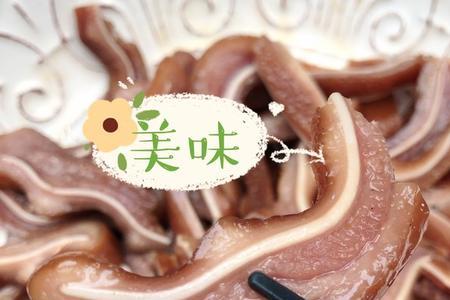 猪耳中的蛋白是什么蛋白