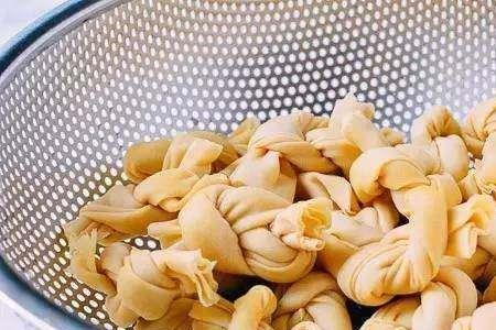 百叶结和豆结有什么不同