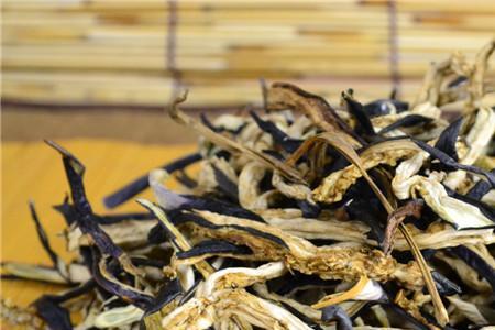 加工好的茄子干需要发冰箱吗