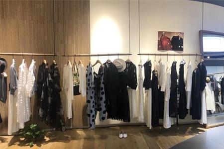 女装生意现在入手晚不晚