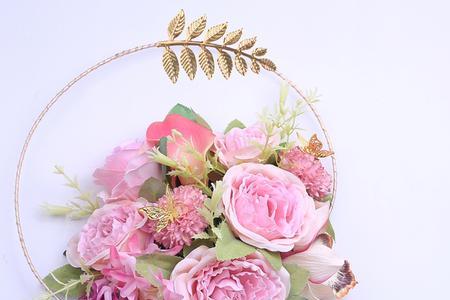 结婚团扇和手捧花能一起拿吗