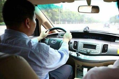 byd出租车怎么驾驶