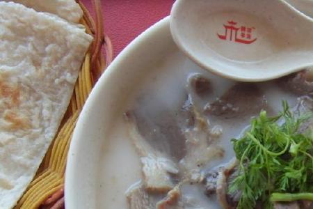 四川正宗酸辣羊肉汤的做法大全