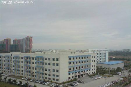 在比亚迪上班能住外面吗