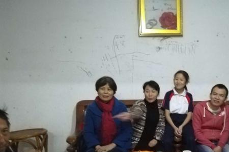 在班级是贫困生同学们会知道么