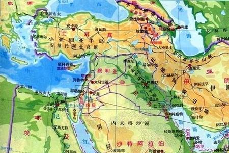 伊朗濒临的海域
