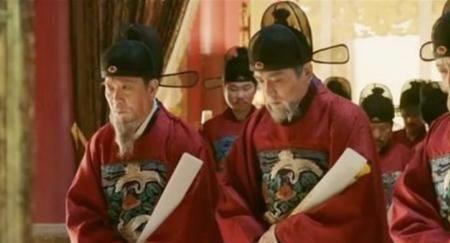 县令上面是什么官