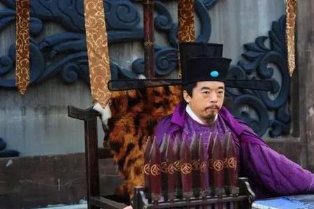 蔡京和包拯是同一时期的吗