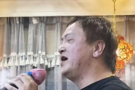 声音保持洪亮是一个词吗
