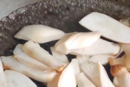 杏鲍菇和香菇哪个好吃