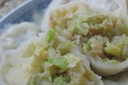 饺子破皮露了馅是什么生肖