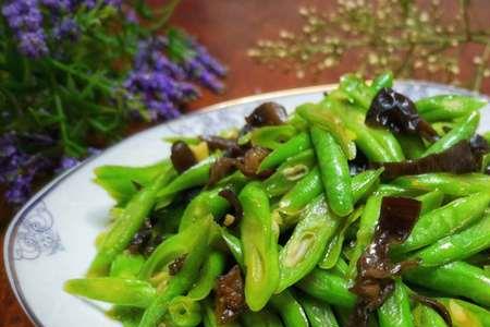 茄子豆角木耳炒肉家常做法