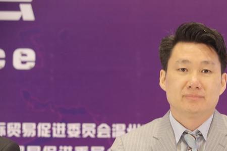 做院长的秘书好吗
